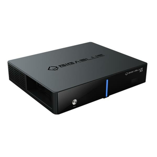 GigaBlue HD X3 Linux HDTV Receiver mit 2x DVB-S2 Tuner